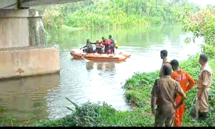 കരമന ആറിൽ ഗൃഹനാഥനെ കാണാതായി