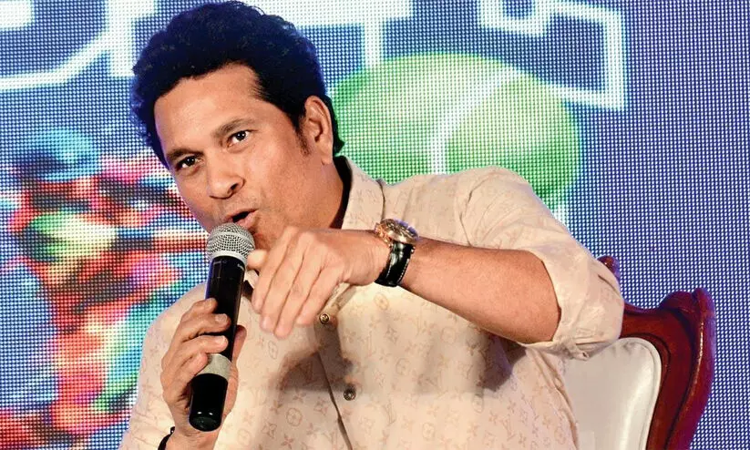 ‘ബാറ്റിങ് കാണാൻ കൂട്ടുകാരെ ക്ഷണിച്ചു, ആദ്യ രണ്ട് മത്സരങ്ങളിലും സംപൂജ്യൻ’; ഗല്ലി ക്രിക്കറ്റ് അനുഭവം പങ്കുവെച്ച് സചിൻ ‘ബാറ്റിങ് കാണാൻ കൂട്ടുകാരെ ക്ഷണിച്ചു, ആദ്യ രണ്ട് മത്സരങ്ങളിലും സംപൂജ്യൻ’; ഗല്ലി ക്രിക്കറ്റ് അനുഭവം പങ്കുവെച്ച് സചിൻ