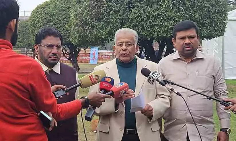 അവാസ്തവങ്ങൾ കുത്തിനിറച്ച ബജറ്റ് -മുസ്ലിം ലീഗ് അവാസ്തവങ്ങൾ കുത്തിനിറച്ച ബജറ്റ് -മുസ്ലിം ലീഗ്