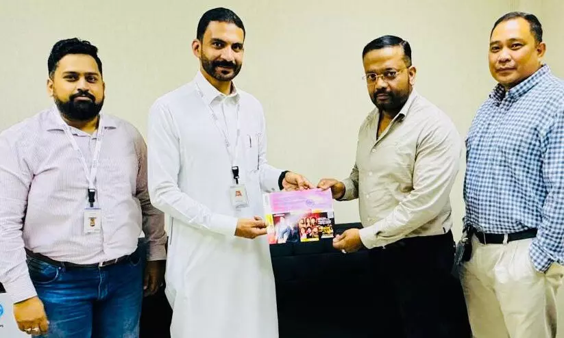 ഗൾഫ്​ മാധ്യമം റെയ്‌നി നൈറ്റ്: ‘ലുലു’വിലും ടിക്കറ്റ് വിൽപന കേന്ദ്രം തുറന്നു