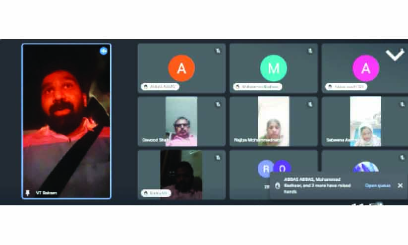 സ്വാ​ത​ന്ത്ര്യസ​മ​ര​ത്തെ ഒ​റ്റി​യ​വ​രു​ടെ റി​പ്പ​ബ്ലി​ക് സ്നേ​ഹം കാ​പ​ട്യം -വി.​ടി. ബ​ൽ​റാം