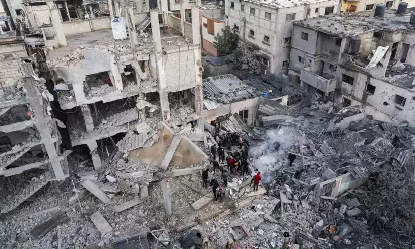 ഗസ്സയിൽ 27,000 പിന്നിട്ട് കുരുതി; യമനിൽ ഹൂതി കേന്ദ്രങ്ങളിൽ യു.എസ് ആക്രമണം