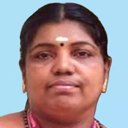 സ്വ​കാ​ര്യ ബ​സി​ടി​ച്ച് സ്‌​കൂ​ട്ട​ര്‍ യാ​ത്ര​ക്കാ​രി​ക്ക് ദാ​രു​ണാ​ന്ത്യം