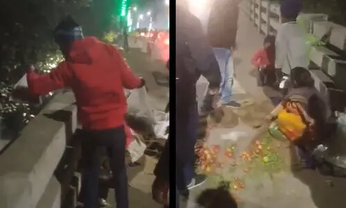 യു.പിയിൽ വഴിയോര കച്ചവടക്കാരിയുടെ പച്ചക്കറികൾ നദിയിലെറിഞ്ഞ് നഗരസഭ ജീവനക്കാർ -VIDEO