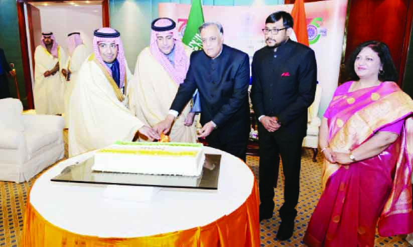 ഇന്ത്യൻ എംബസി നയതന്ത്ര, പ്രവാസി പ്രതിനിധികൾക്ക് സ്വീകരണമൊരുക്കി ഇന്ത്യൻ എംബസി നയതന്ത്ര, പ്രവാസി പ്രതിനിധികൾക്ക് സ്വീകരണമൊരുക്കി