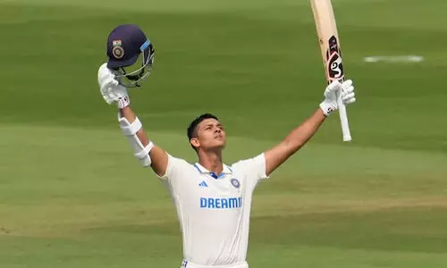 ഇരട്ട സെഞ്ച്വറിയുമായി യശസ്വി ജെയ്സ്വാൾ; ഇന്ത്യ 396ന് പുറത്ത്