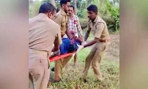 Incident of young man falling from the train The rescue operation was delayed by a fake message