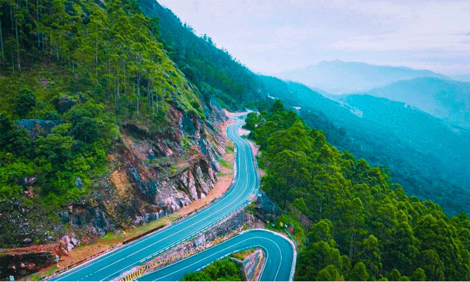 ഒരു കിടിലൻ റോഡ് ട്രിപ് പോയാലോ‍?