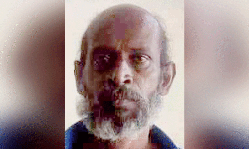 രണ്ടര മാസത്തോളം വനത്തിൽ ഒളിവിൽ; വധശ്രമ കേസിലെ പ്രതി പിടിയിൽ രണ്ടര മാസത്തോളം വനത്തിൽ ഒളിവിൽ; വധശ്രമ കേസിലെ പ്രതി പിടിയിൽ