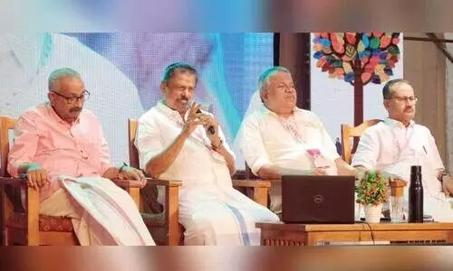 സാ​ർ​വ​ദേ​ശീ​യ സാ​ഹി​ത്യോ​ത്സ​വ​ത്തി​ന് സ​മാ​പ​നം; ഉ​യ​ർ​ന്ന​ത് സം​ഘ്പ​രി​വാ​ർ രാ​ഷ്ട്രീ​യ​ത്തി​നെ​തി​രാ​യ ഉ​റ​ച്ച ശ​ബ്ദം
