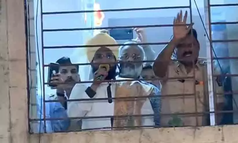 വിദ്വേഷ പ്രസംഗം ആരോപിച്ച് ഇസ്‍ലാമിക പ്രഭാഷകനെ മുംബൈയിലെത്തി അറസ്റ്റ് ചെയ്ത് ഗുജറാത്ത് എ.ടി.എസ്