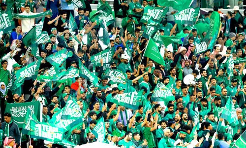 ആ​രാ​ധ​ക പാ​ത​യാ​യി അ​ബൂ സം​റ