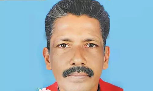 പ്ലാറ്റ്‌ഫോമിൽനിന്ന് കാല്‍വഴുതി ട്രാക്കില്‍ വീണയാൾ തീവണ്ടി തട്ടി മരിച്ചു