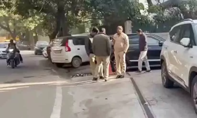 Probe agency raids Arvind Kejriwals personal secretary, MP Probe agency raids Arvind Kejriwals personal secretary, MP