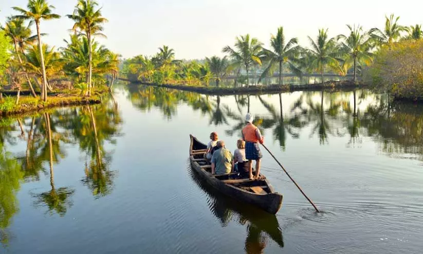 മ​ൺ​റോ​തു​രു​ത്ത്