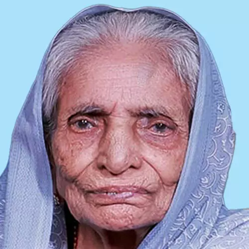 ഫാ​ത്തി​മ ബീ​വി