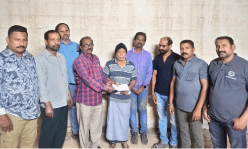 പ്ര​വാ​സി​ക്ക്​ ഷി​ഫ മ​ല​യാ​ളി സ​മാ​ജ​ത്തിന്‍റെ കൈ​ത്താ​ങ്ങ്