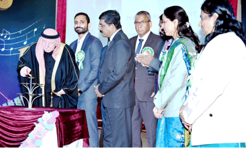 അ​ൽ ആ​ലി​യ സ്കൂ​ൾ വാ​ർ​ഷി​കം ആ​ഘോ​ഷി​ച്ചു