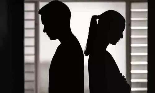 ഉത്തരാഖണ്ഡിൽ ലിവ് ഇൻ റിലേഷൻ ബന്ധങ്ങൾക്ക് തടവു ശിക്ഷ; ഒന്നിച്ചു ജീവിക്കണമെങ്കിൽ വിവാഹം രജിസ്റ്റർ ചെയ്യണം