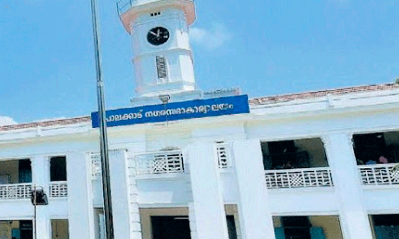 പാലക്കാട് നഗരസഭ മാസ്റ്റർപ്ലാനിൽ മലയാളം പുറത്ത്