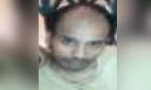 പ്ര​​മോ​​ദ്  ച​​ന്ദ്ര​​ന്‍