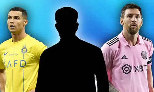 ലോകത്തിലെ ധനികനായ ഫുട്ബാളറുടെ ആസ്തി 1.66 ലക്ഷം കോടി! മെസ്സിയോ ക്രിസ്റ്റ്യാനോയോ നെയ്മറോ അല്ല ആ താരം...