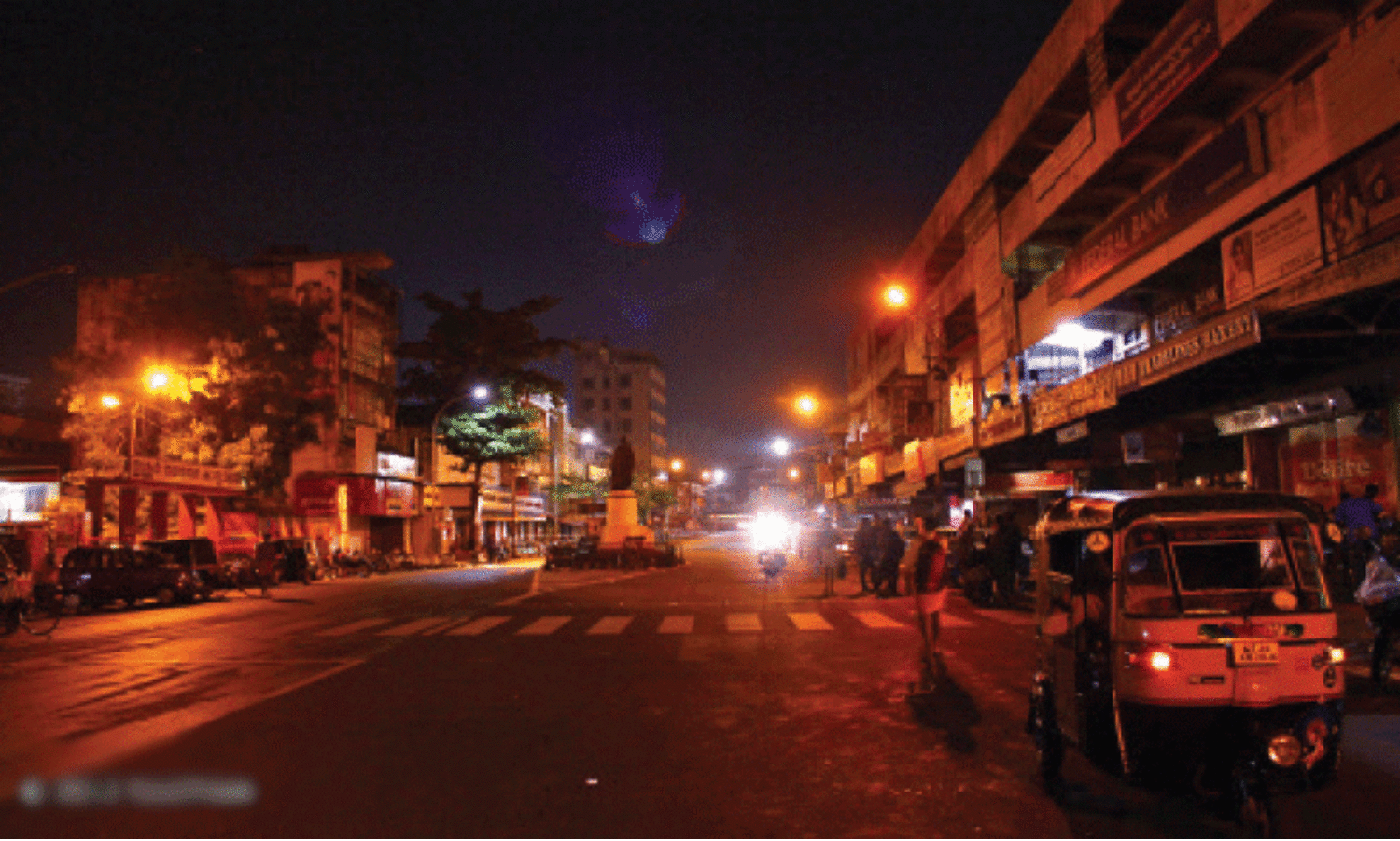 കൊടുങ്ങല്ലൂർ-തൃശൂർ റൂട്ടിൽ രാത്രി യാത്ര ദുരിതം