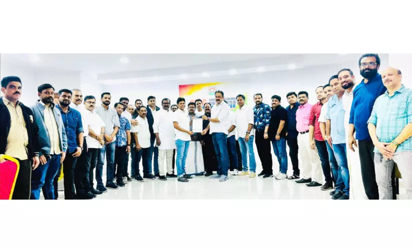 റിയാദ് ഒ.ഐ.സി.സി പ്രവാസി സുരക്ഷാപദ്ധതിക്ക് തുടക്കം കുറിച്ചു റിയാദ് ഒ.ഐ.സി.സി പ്രവാസി സുരക്ഷാപദ്ധതിക്ക് തുടക്കം കുറിച്ചു