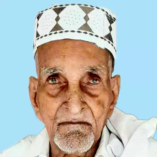 നൂ​റാം വ​യ​സ്സി​ൽ നി​ര്യാ​ത​നാ​യി