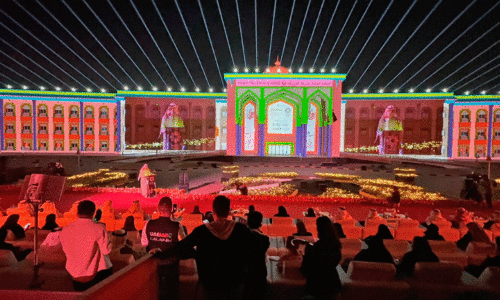 ഷാ​ർ​ജ ലൈ​റ്റ്​ ഫെ​സ്റ്റി​വ​ലി​ന്‍റെ ഉ​ദ്​​ഘാ​ട​ന​വേ​ദി