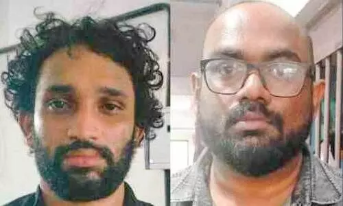 അ​ന​സ്  ലാ​ൽ​മോ​ഹ​ൻ