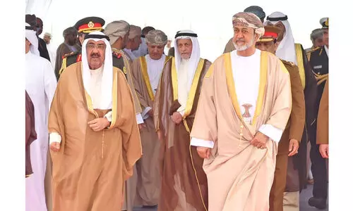 ഒ​മാ​ൻ ദു​കം റി​ഫൈ​ന​റി ഉ​ദ്ഘാ​ട​ന​ത്തി​ൽ കുവൈത്ത് അ​മീ​ർ പ​​ങ്കെ​ടു​ത്തു