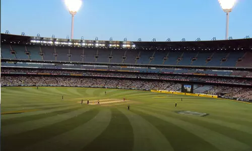 മത്സരങ്ങൾക്ക് ദൈർഘ്യമേറുന്നു...; ഏകദിനം 40 ഓവറാക്കണമെന്ന് മുൻ ആസ്ട്രേലിയൻ നായകൻ