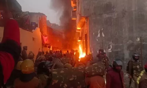 മദ്റസ ബുൾഡോസറുമായെത്തി പൊളിച്ചു നീക്കി; ഉത്തരാഖണ്ഡിൽ വൻ സംഘർഷം