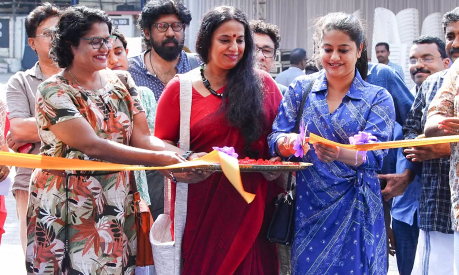 അഞ്ചാമത് രാജ്യാന്തര വനിത ചലച്ചിത്രമേള; ഡെലിഗേറ്റ് പാസ് ജയസൂര്യ ഏറ്റുവാങ്ങി