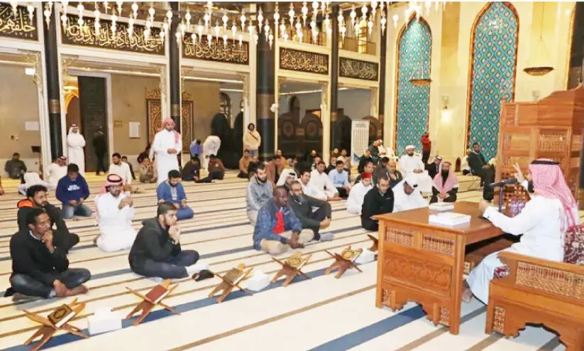 ഫുട്ബാൾ ആരാധകരെ വരവേറ്റ് ഫനാർ ഫുട്ബാൾ ആരാധകരെ വരവേറ്റ് ഫനാർ