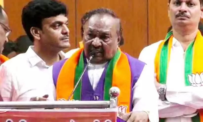 ഇന്ത്യയെ വിഭജിക്കാൻ ശ്രമിക്കുന്ന രണ്ട് കോൺഗ്രസ് നേതാക്കളെ വധിക്കാൻ നിയമം കൊണ്ടുവരണമെന്ന് ബി.ജെ.പി നേതാവ്