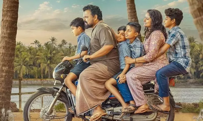 പൊട്ടിച്ചിരിപ്പിക്കാൻ ‘ഒരു ഭാരത സർക്കാർ ഉത്പന്നം’ ടീസർ