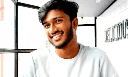 അ​ശ്വ​ഘോ​ഷ് സൈ​ദ്ധ​വ്