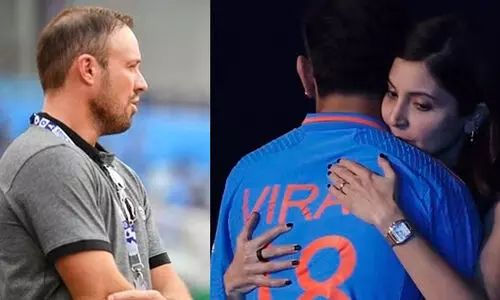 കോഹ്‌ലിയുടെ കുടുംബത്തെ കുറിച്ച് തെറ്റായ വാർത്ത; മാപ്പ് പറഞ്ഞ് ഡിവില്ലേഴ്സ്