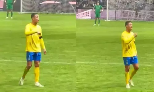 ഞാനാണ് ഇവിടെ കളിക്കുന്നത്, അവനല്ല! അൽ ഹിലാൽ ആരാധകരുടെ മെസ്സി, മെസ്സി വിളികൾക്കിടെ ക്ഷുഭിതനായി ക്രിസ്റ്റ്യാനോ