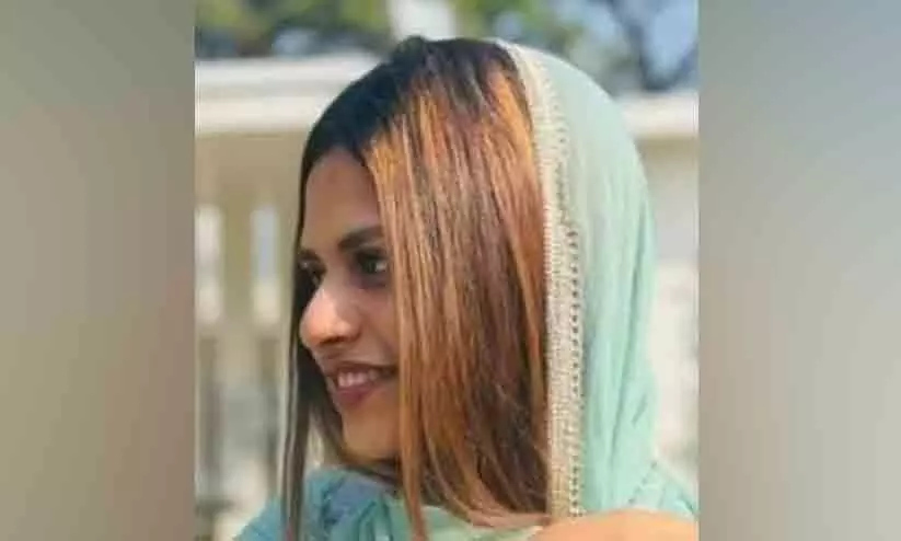 കണ്ണൂർ സ്വദേശിനിയായ യുവതി ഒമാനിൽ നിര്യാതയായി കണ്ണൂർ സ്വദേശിനിയായ യുവതി ഒമാനിൽ നിര്യാതയായി