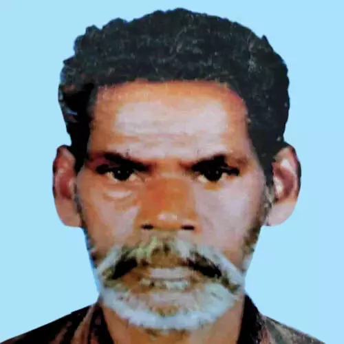 വേ​ലാ​യു​ധ​ൻ