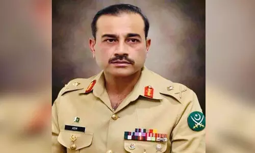 അരാജക രാഷ്ട്രീയത്തിൽ നിന്ന് മാറി നിൽക്കണമെന്ന് പാകിസ്താൻ സൈനിക മേധാവി