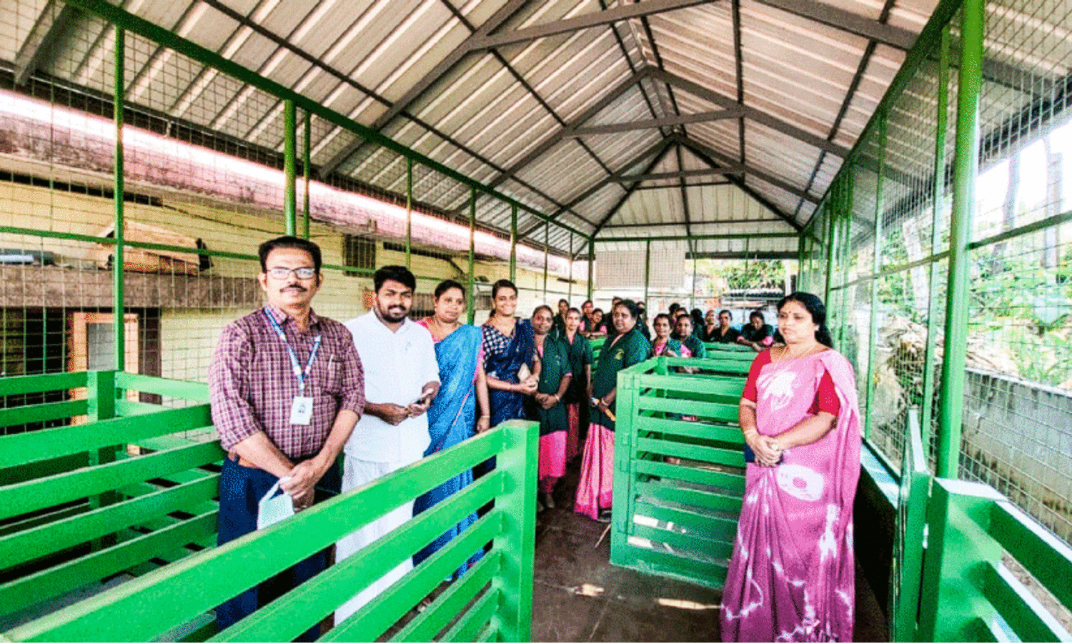 തു​മ്പൂ​ർ​മു​ഴി മോ​ഡ​ൽ എ​റോ​ബി​ക് ക​മ്പോ​സ്റ്റി​ങ്​ യൂ​നിറ്റ്