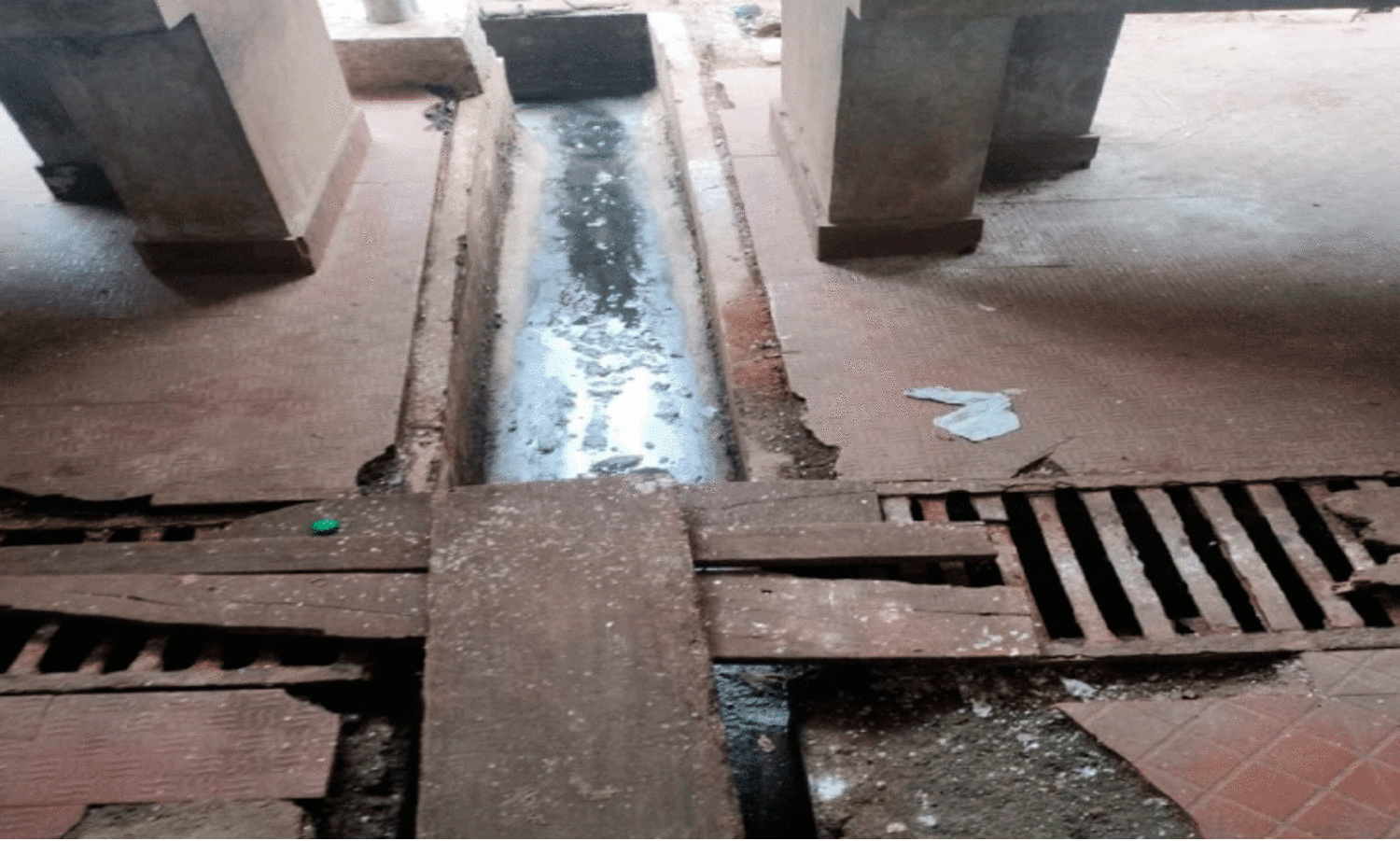 അപകടകേന്ദ്രമായി കാവനാട്​ മാർക്കറ്റ്