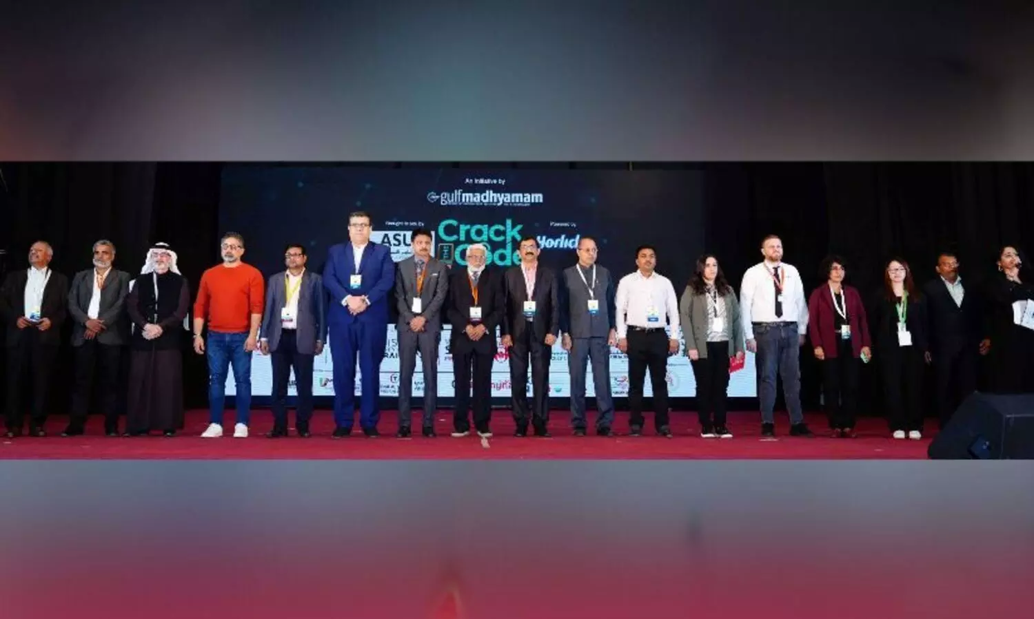 പു​ത്തനുണർവും ദിശാബോധവും പകർന്ന് ‘ ക്രാക്ക് ദ കോഡ്’