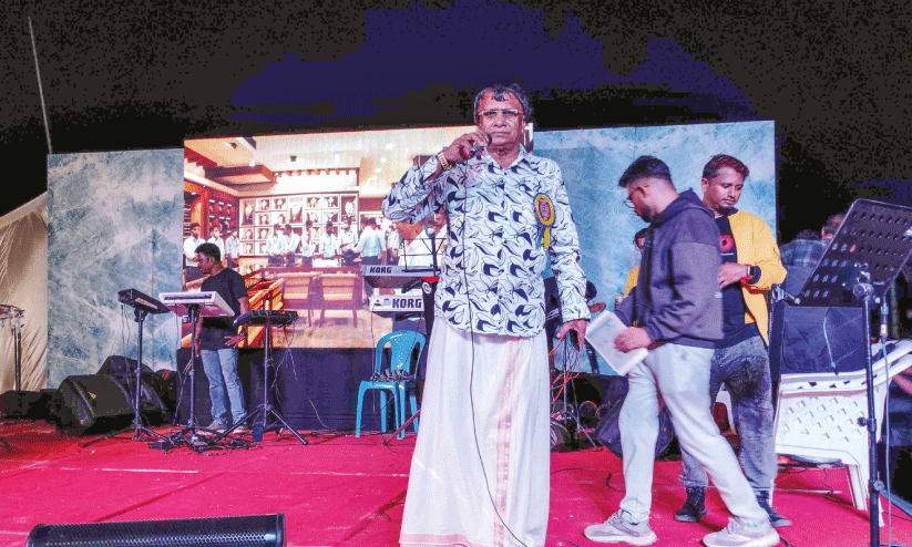 പി.​എ​സ് ‘തീ​ര​ദേ​ശ പ​ട്ടു​റു​മാ​ൽ’ വേ​ദി​യി​ൽ