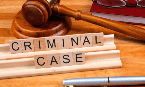 ക്രിമിനൽ സാറൻമാർ