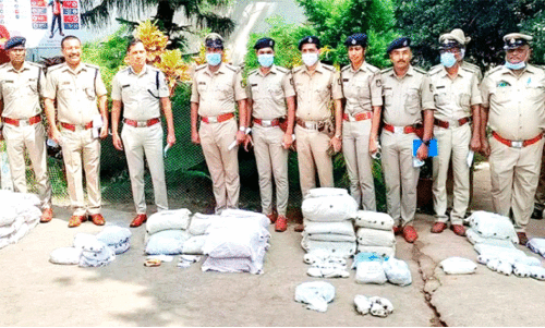 മം​ഗ​ളൂ​രു പൊ​ലീ​സ് ന​ശി​പ്പി​ക്കാ​ൻ ഒ​രു​ക്കി​യ മ​യ​ക്കു​മ​രു​ന്നു​ക​ൾ